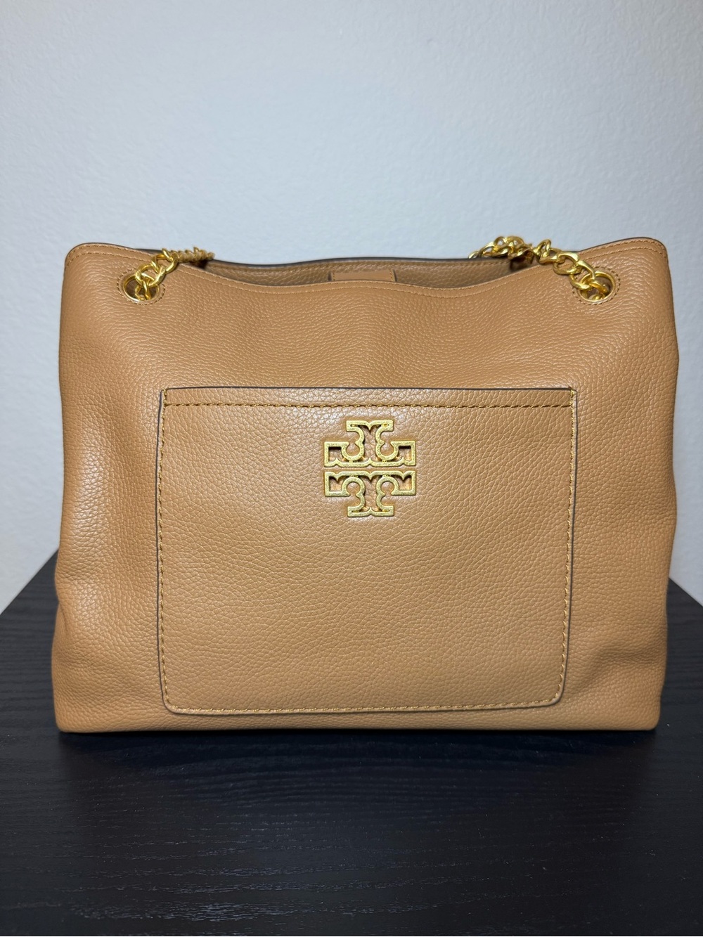Tory Burch Camel Tan Leather Shoulder Bag with Gold Hardware